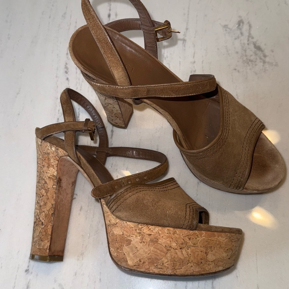 Gucci brown suede Platform cork sandals